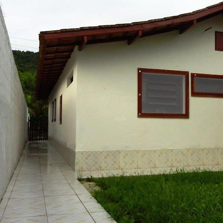 Chale Da Barra Seca Villa Убатуба Екстериор снимка